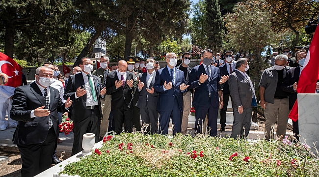 15 Temmuz Demokrasi ve Milli Birlik Günü'nde Şehitler Anıldı